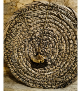 Collier Feuille Résine Noire